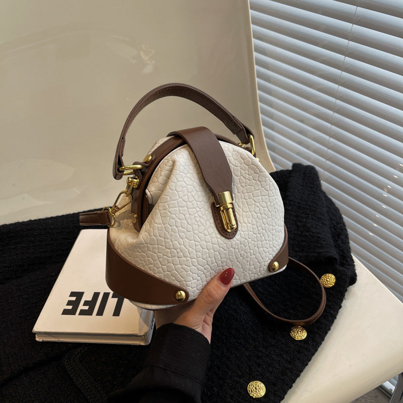 🌼Color-Blocked & Stylish Bag