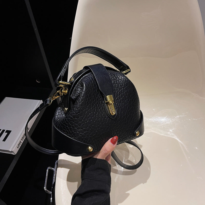 🌼Color-Blocked & Stylish Bag