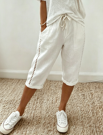 Women's capri-length summer pants with lace details