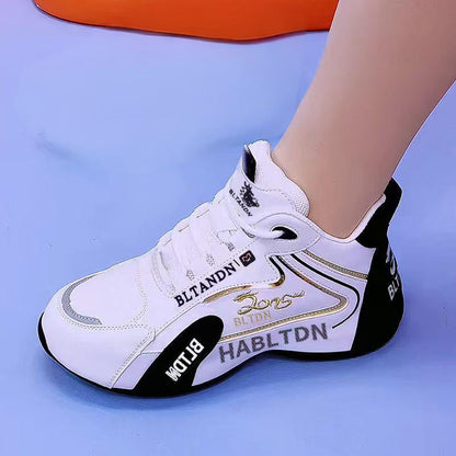 Retro stylish and comfortable jogging shoes for women