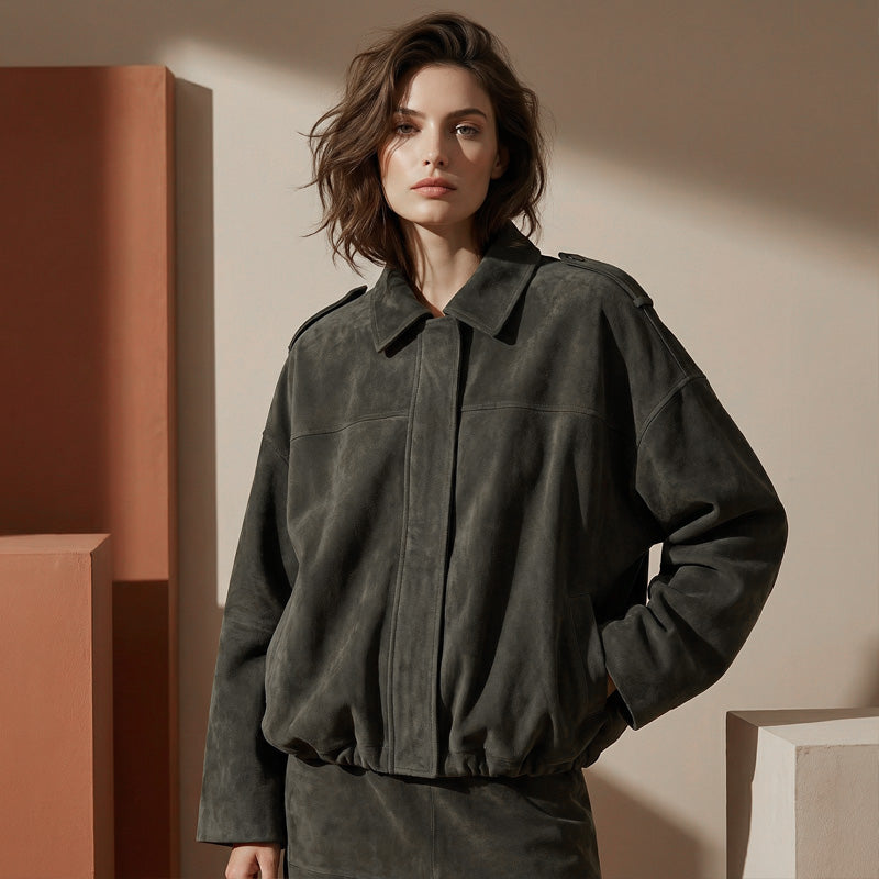 🧥 50% OFF NOW! ✨ Women's Suede-Like Cropped Bomber Jacket – Soft Fabric, Modern Silhouette & Versatile Style 👜