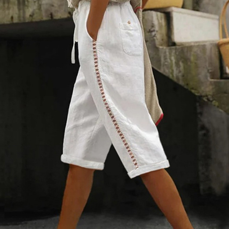 Women's capri-length summer pants with lace details